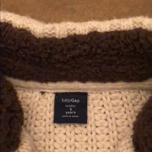 GAP Shirts & Tops - BabyGap cable-knit Henley sweater size 5T GAP Shirts & Tops - BabyGap cable-knit Henley sweater size 5T